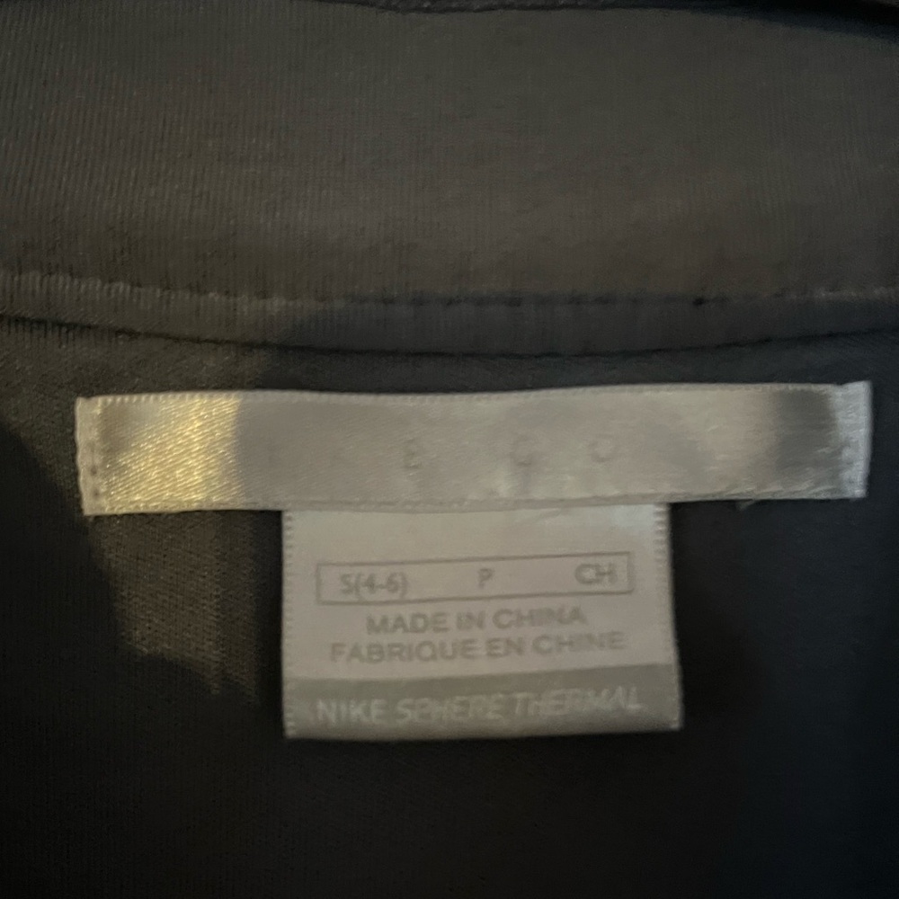 Nike Sphere Thermal
Vest Full Zip - Picture 6 of 6